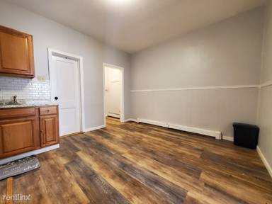 Main picture of 324 Avenue B