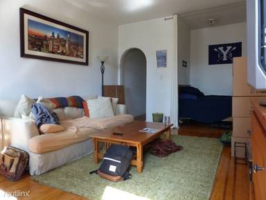 Main picture of 161 W 10th St
