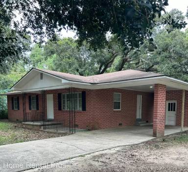 Main picture of 1010 Cary Memorial Dr