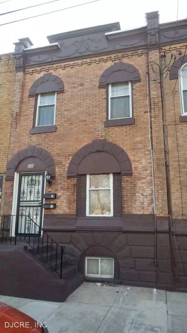Main picture of 530 W Ritner St