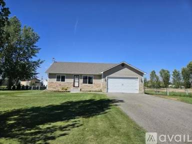 Main picture of 4007 E 66 N