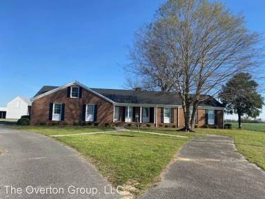 Main picture of 2978 Hwy 258 N