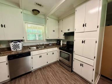 Main picture of 325 Homewood Ave