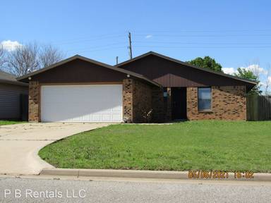 Main picture of 3805 SW Rolling Hills Dr