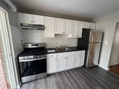 Main picture of 303 Plainfield Ave