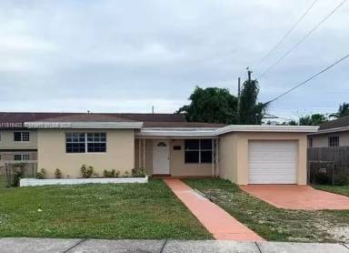 Main picture of 2401 NW 7th St