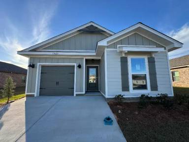 Main picture of 13623 Logan Pl