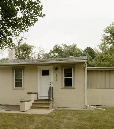 Main picture of 204 State Ave
