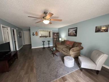 Main picture of 4933 Seven Pine Cir