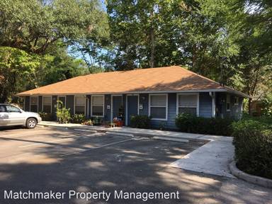 Main picture of 130 NW 8th St