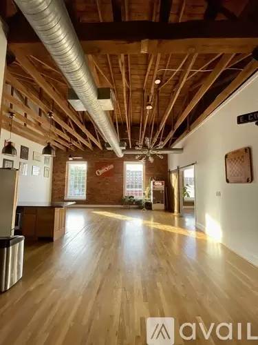 Main picture of 322 E Council St