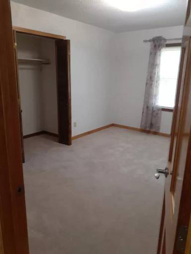 Main picture of 111 Liveoak Dr