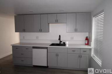 Main picture of 2427 J St
