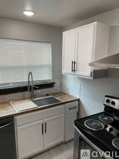 Main picture of 2106 Stonewall St