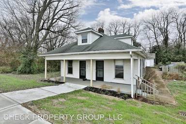 Main picture of 6930 Shelbyville Rd