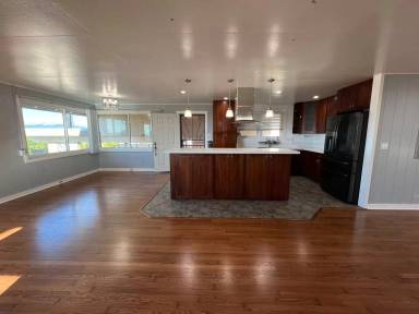 Main picture of 99-853 Lalawai Dr