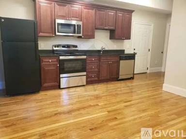 Main picture of 131 Orchard St