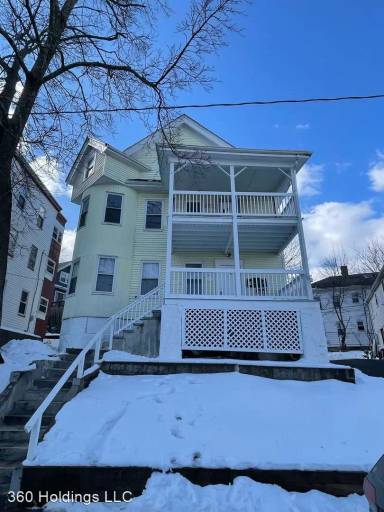 Main picture of 86 Deering Rd