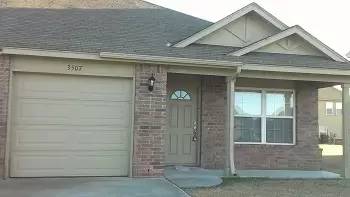 Main picture of Glen Eagles Luxury Townhomes