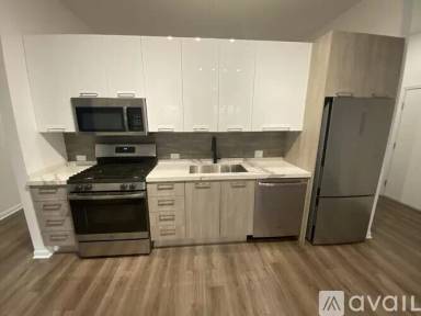 Main picture of 2550 S Wabash Ave