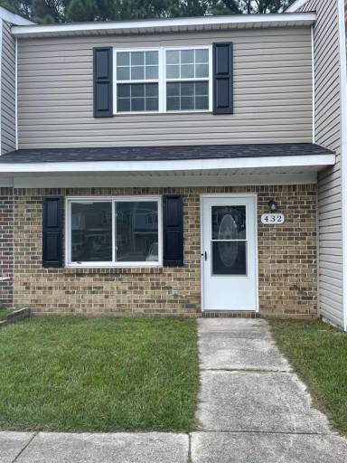 Main picture of 432 Myrtlewood Cir