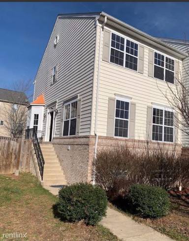 Main picture of 15440 Binder Ct