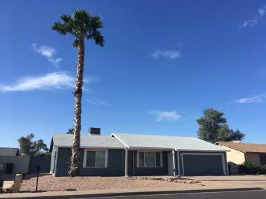 Main picture of 2541 E Billings St