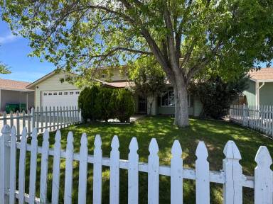 Main picture of 1053 Glen Molly Dr