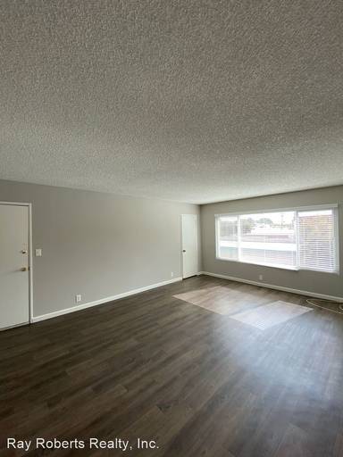 Main picture of 3821 Green Ave