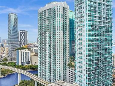 Main picture of Brickell on the River North