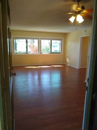 Main picture of 360-370 Temple 1-12 Ave