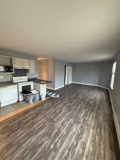 Main picture of 200 Catherine St