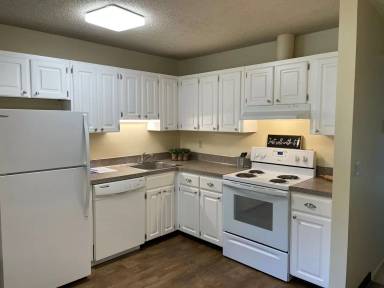 Main picture of 5123 SE Meldrum Ave