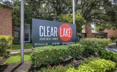 Main picture of Clear Lake Apartments