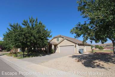 Main picture of 784 N 225 W