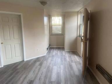 Main picture of 100 Blymyer Ave