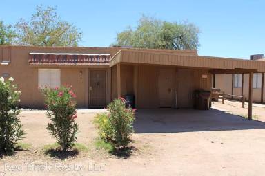 Main picture of 1480 E 29th Ave