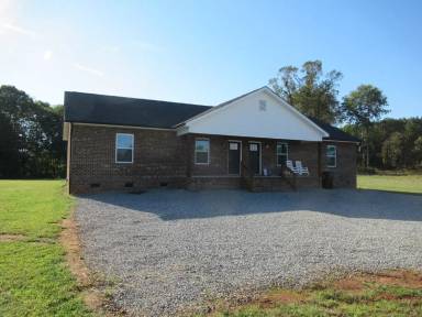 Main picture of 419 Northbrook III School Rd