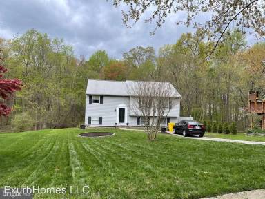 Main picture of 68 Greenknoll Blvd