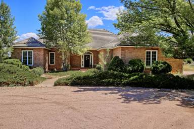 Main picture of 646 Kayenta Ct