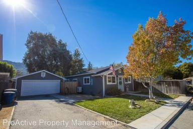 Main picture of 66 Sycamore Dr