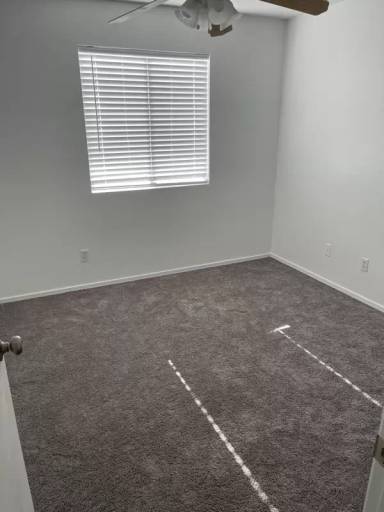Main picture of 1367 E 10th Pl