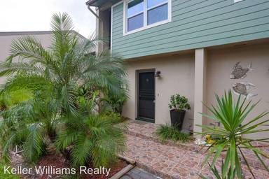 Main picture of 1028 Apollo Beach Blvd