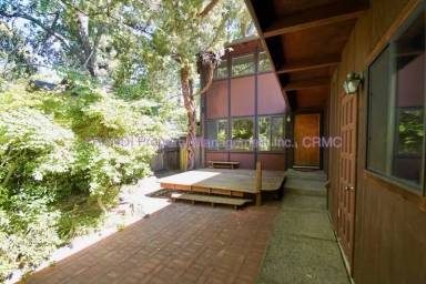 Main picture of 31 Porteous Ave