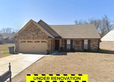 Main picture of 8137 Park Pike Dr