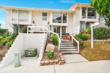 Main picture of 2311 Caringa Way