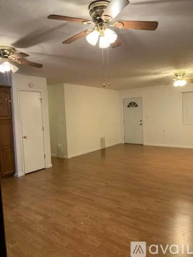 Main picture of 17 Christian Way Ln