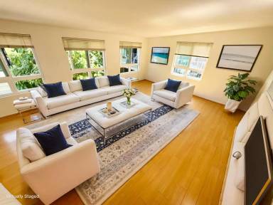 Main picture of 1116 Saint Charles Ter