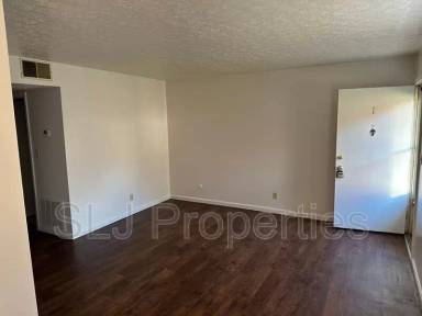 Main picture of 428 Locust St