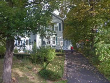 Main picture of 38 Elting Ave